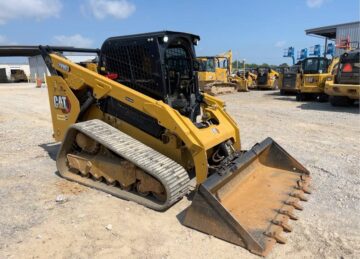 2023 Caterpillar 299D3 Skid Steer Rubber Track Loader AC Cab Crawler