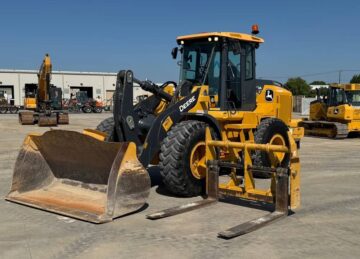 2021 John Deere 524P Articulated Wheel Loader AC Cab QC Bucket Forks