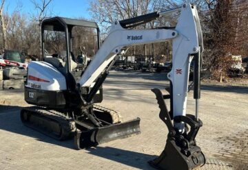 2015 Bobcat E32 Mini Excavator
