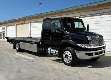 2019 International MV607 SA 21' Rollback Flatbed Tow Truck Cummins
