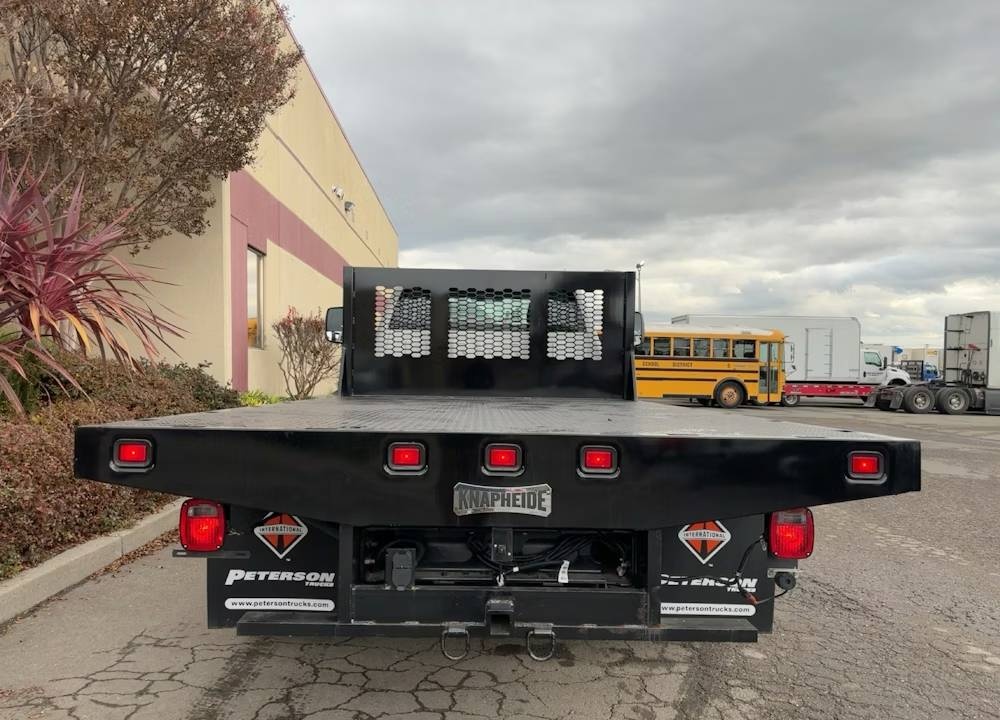 2023 International CV515 12' Flatbed Truck 6.6L - Image 26