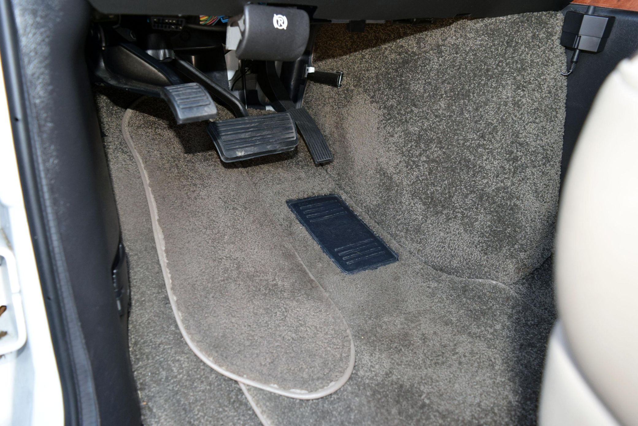 2015 GMC Savana G2500 Explorer Limited SE - Image 33