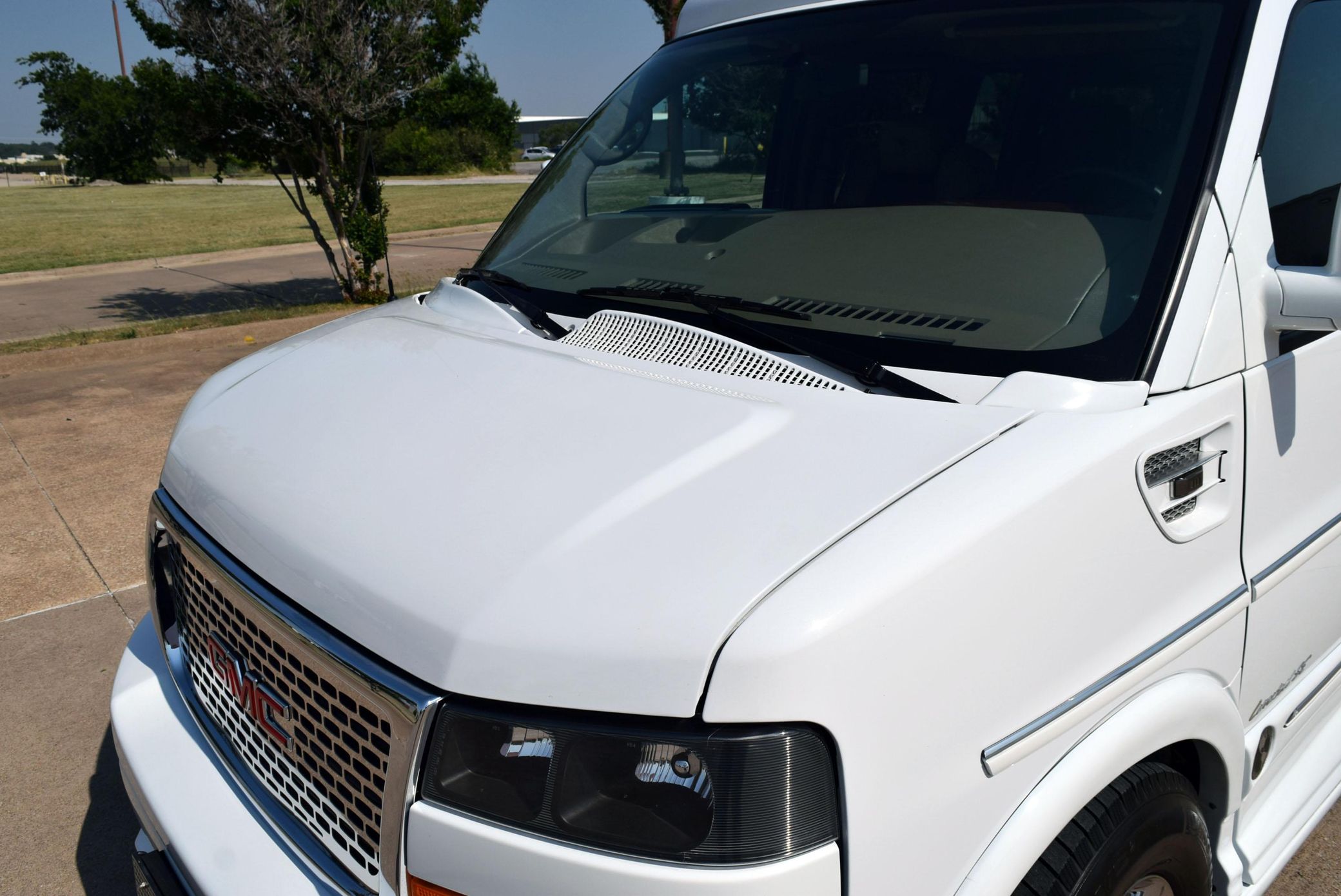 2015 GMC Savana G2500 Explorer Limited SE - Image 44