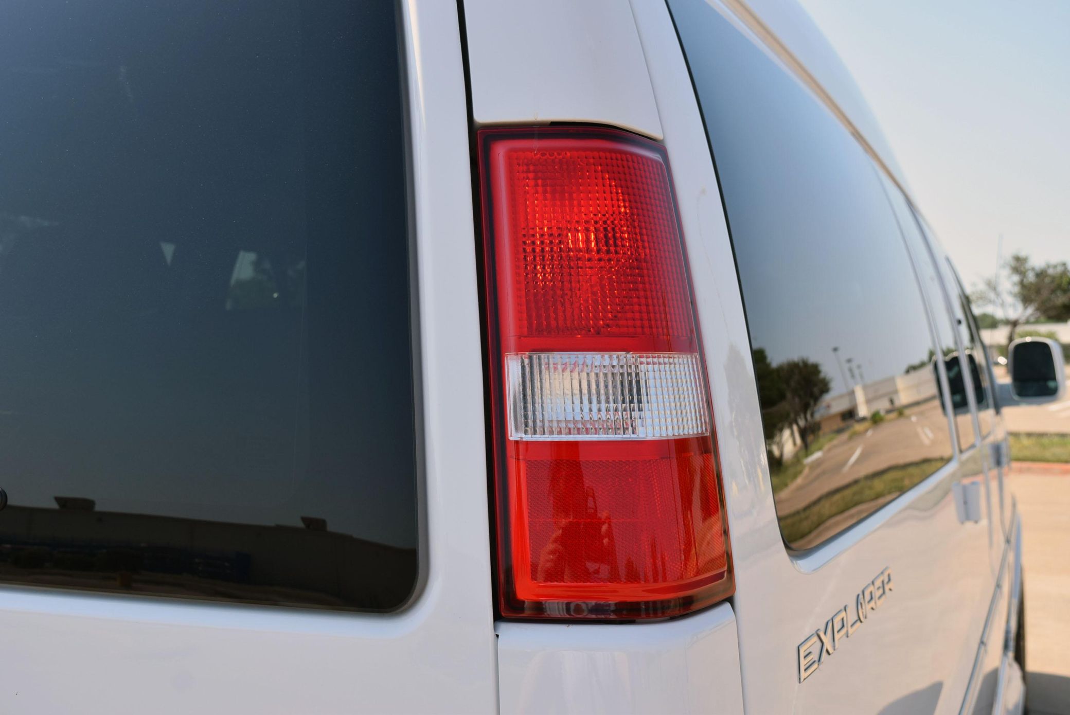 2015 GMC Savana G2500 Explorer Limited SE - Image 49