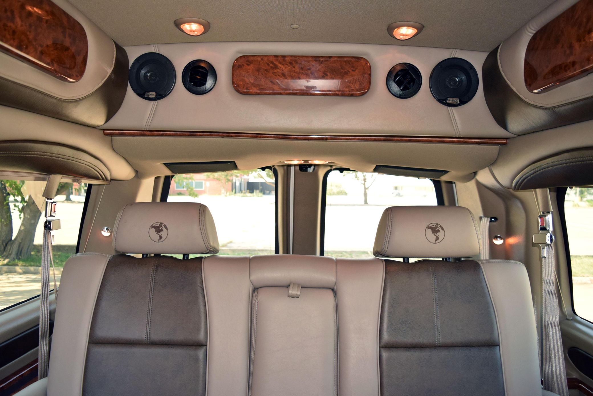 2015 GMC Savana G2500 Explorer Limited SE - Image 60