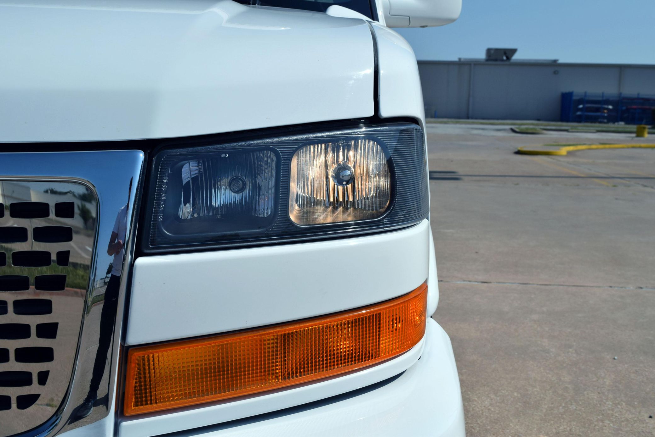 2015 GMC Savana G2500 Explorer Limited SE - Image 48