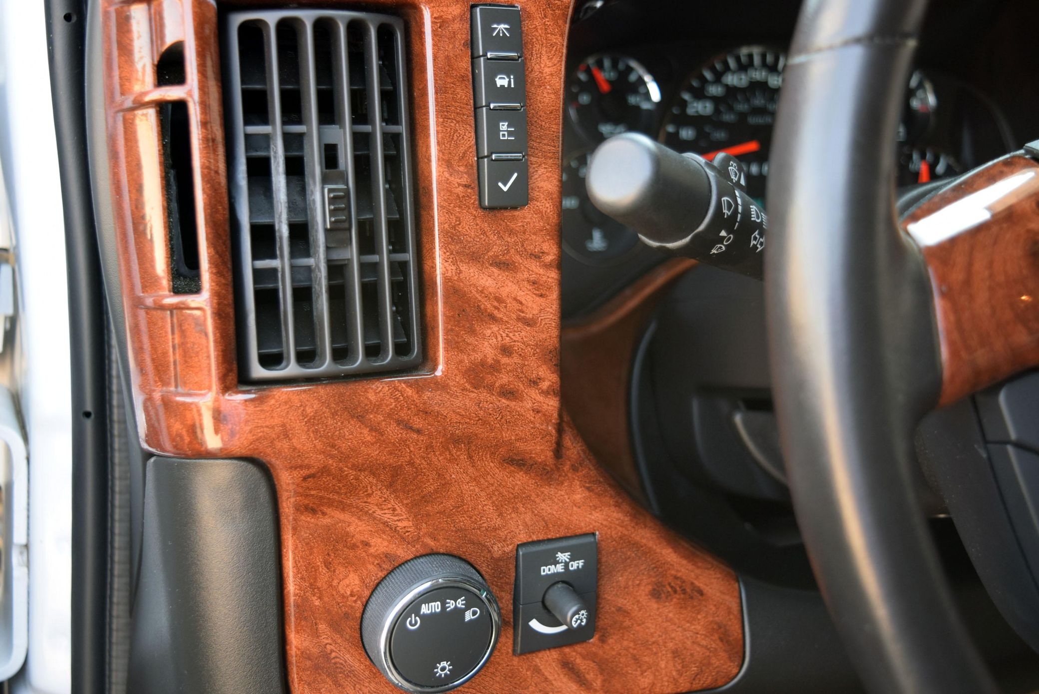 2015 GMC Savana G2500 Explorer Limited SE - Image 57