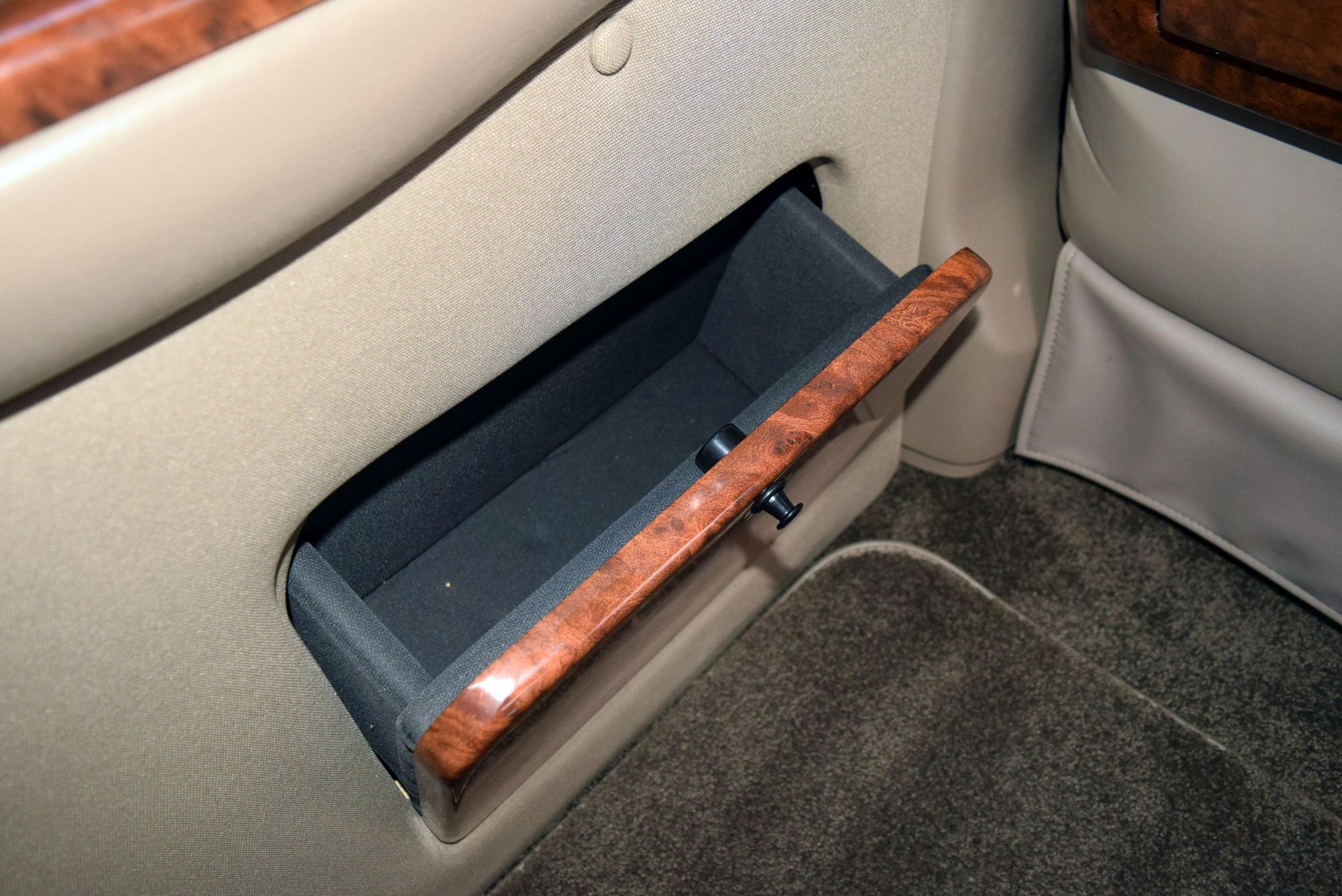 2015 GMC Savana G2500 Explorer Limited SE - Image 55